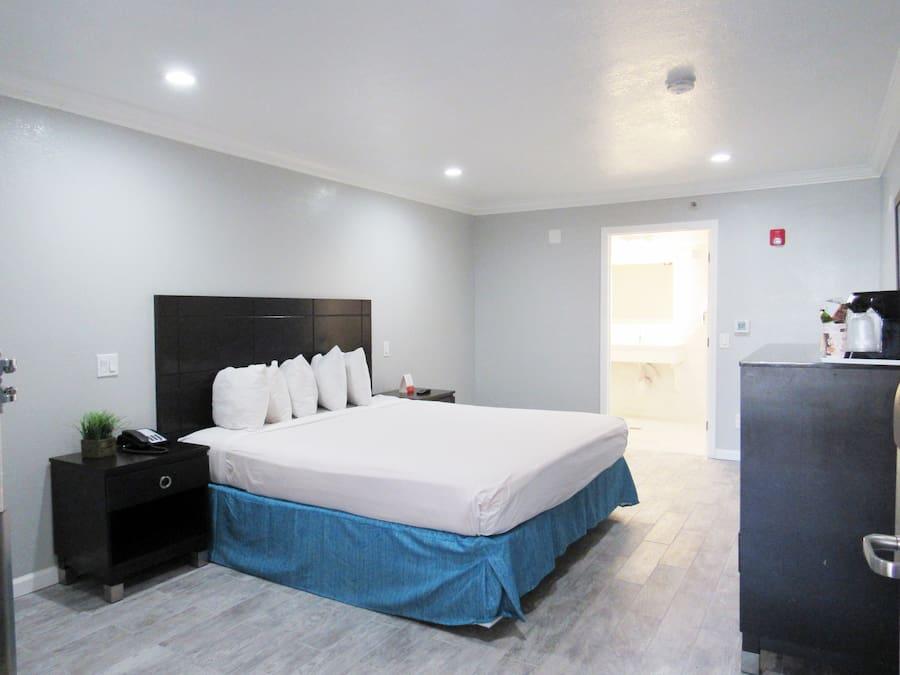 Capri Suites Anaheim Exterior foto