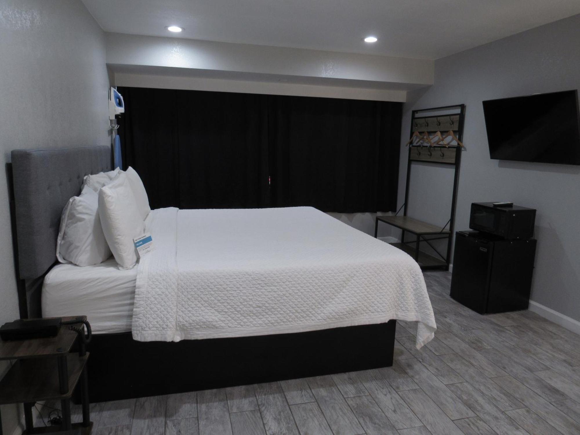Capri Suites Anaheim Exterior foto